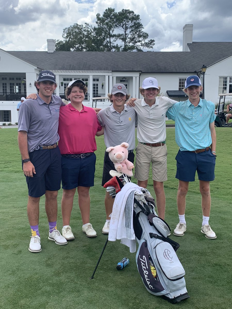 67-64 (-11, 131) to win the SJGT Southeastern Junior! Finished with a bogey free -7 today, and overall a lot of positives from the weekend. Blessed to be in a position to compete! #juniorgolf #Classof2023 #HisGloryAlone