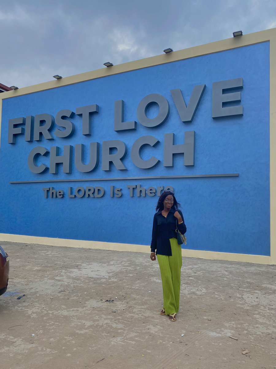 adusu_lauren's tweet photo. #blessedtobeafirstlover https://t.co/TIipBb4DUM