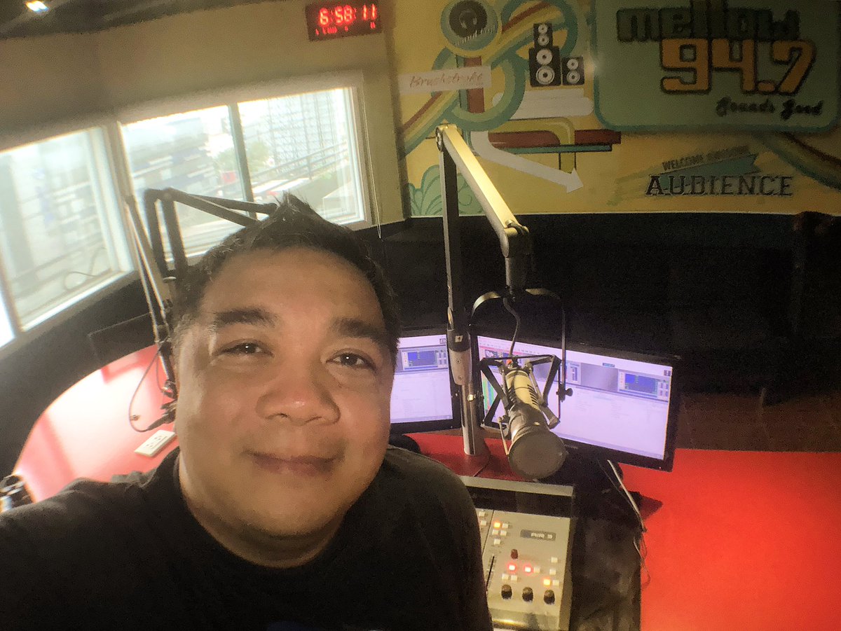 mellow947's tweet photo. #goodmorning 🙂 #monday again… #letsdodis ☺️ 

tune  in 📻 or listen on https://t.co/OUDbuYYnPh #AllHits
#Mellow947 #KarrotsScarletNeil #theawesomewakeupshow #radiolife #manilaradio #fmradio #morningradio #morningradioshow #newnormal #covid19 https://t.co/hG59vw2We7