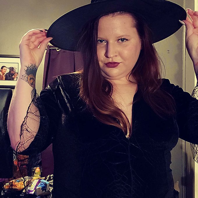 I'll put a spell on you! #witch #onlyfans #cosplay #costume #curvy #onlyfansbabe https://t.co/xadyy7<a href="/tag/witch"class="tags">#witch</a><a href="/tag/onlyfans"class="tags">#onlyfans</a><a href="/tag/cosplay"class="tags">#cosplay</a><a href="/tag/curvy"class="tags"><span>#curvy</span></a><a href="/tag/costume"class="tags"><span>#costume</span></a><a href="/tag/onlyfansbabe"class="tags"><span>#onlyfansbabe</span></a>