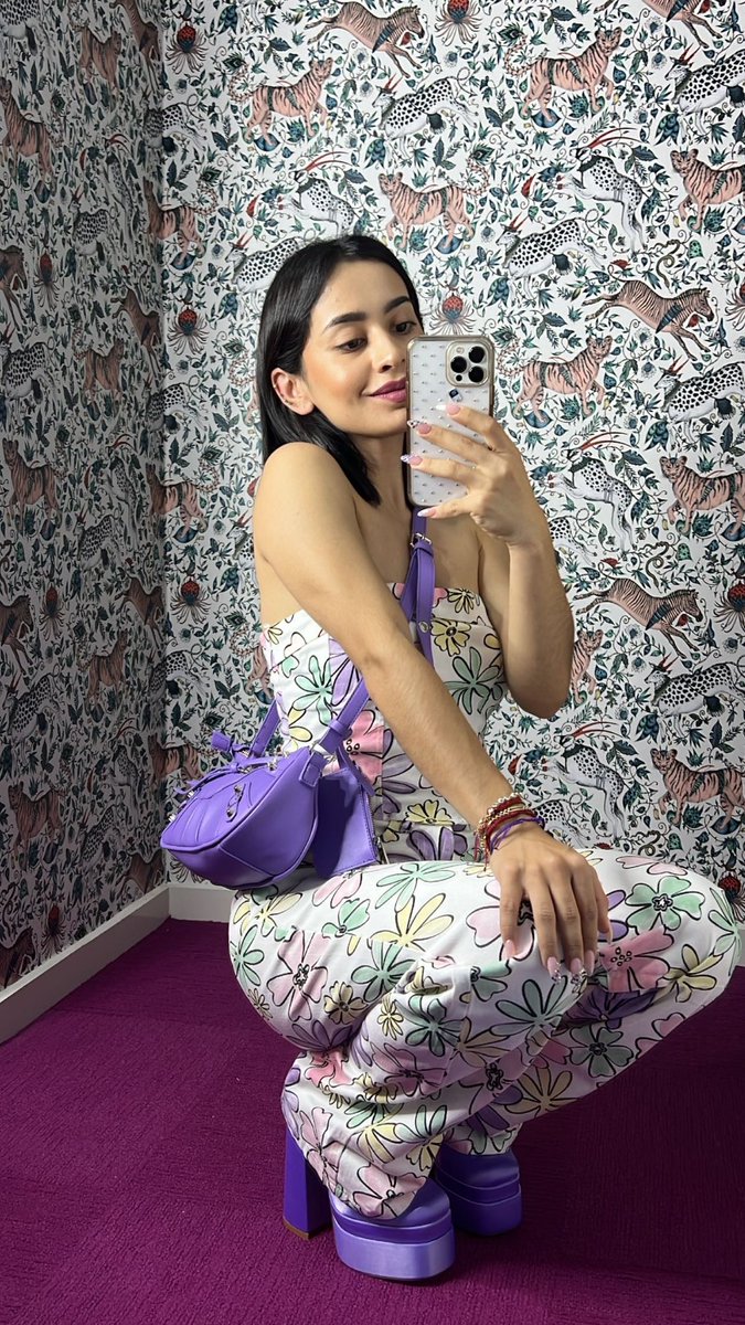 Empezando mi año con el pie derecho trabajando mucho 3 proyectos nuevos ya arrancando 🫶🏻✨