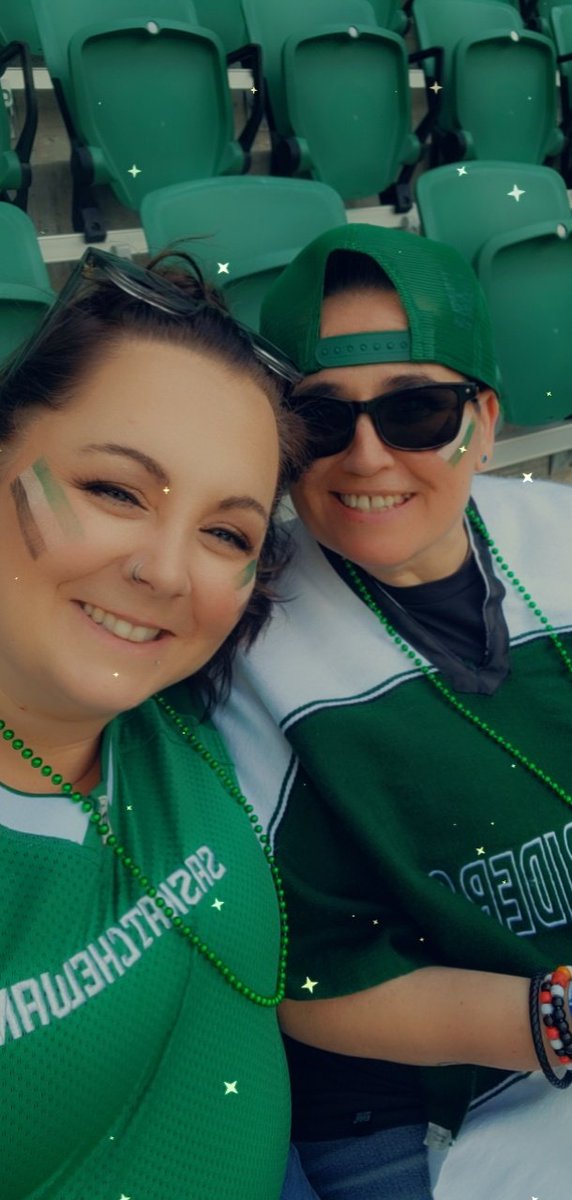 Sabrinna79's tweet photo. #RIDERSlive #ridernation #mywifeallthewayfromcalifornia #riders #california https://t.co/iSfadZ97Om