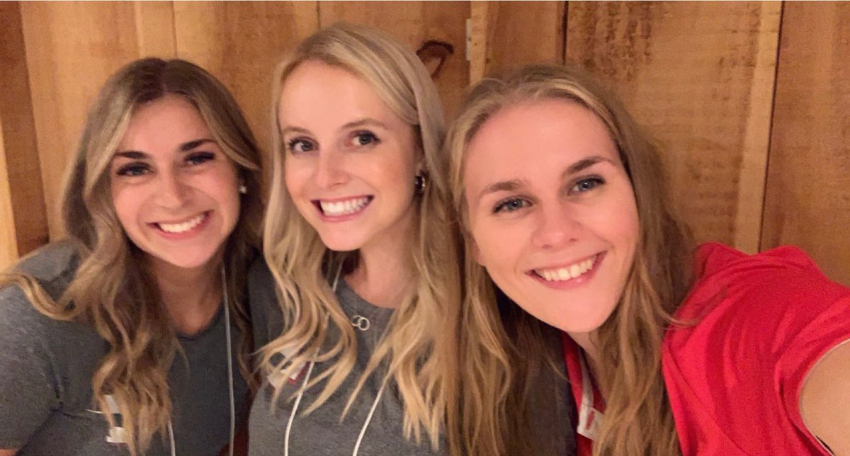kendracorny's tweet photo. As summer comes to an end, so does my time with some awesome coworkers! Thanks for all you have done, can’t wait to have you back! Good luck in school, nerds 🤓🐷 https://t.co/ipfFmgbyaZ