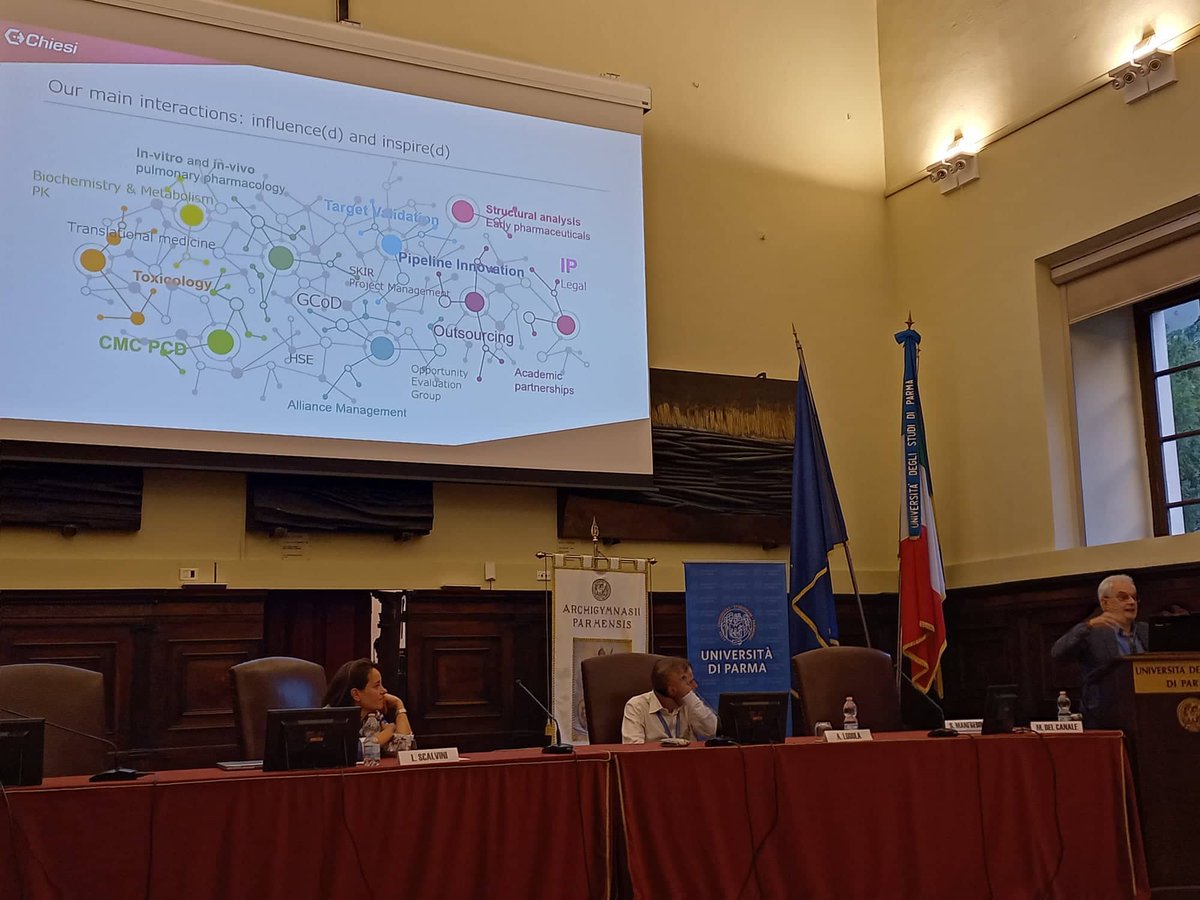 parsec93's tweet photo. Dr. Maurizio Delcanale from @ChiesiItalia explains in the opening day of @PharmaSummer school the deep integration and multidisciplinarity behind the early stages of #DrugDiscovery and Development. https://t.co/Bhey1S1FaM