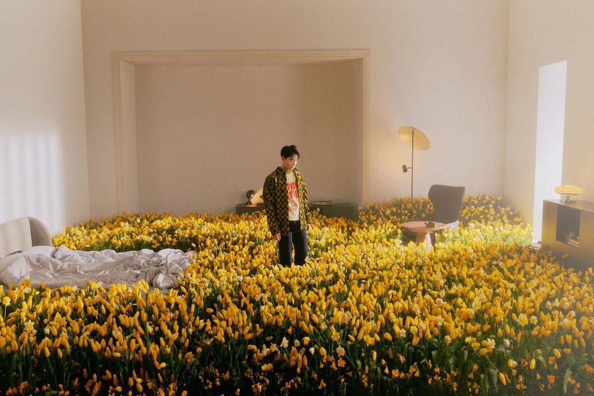ELYXIONVERSE's tweet photo. exo is trying to start a garden at this point https://t.co/tnM0NzZs8T