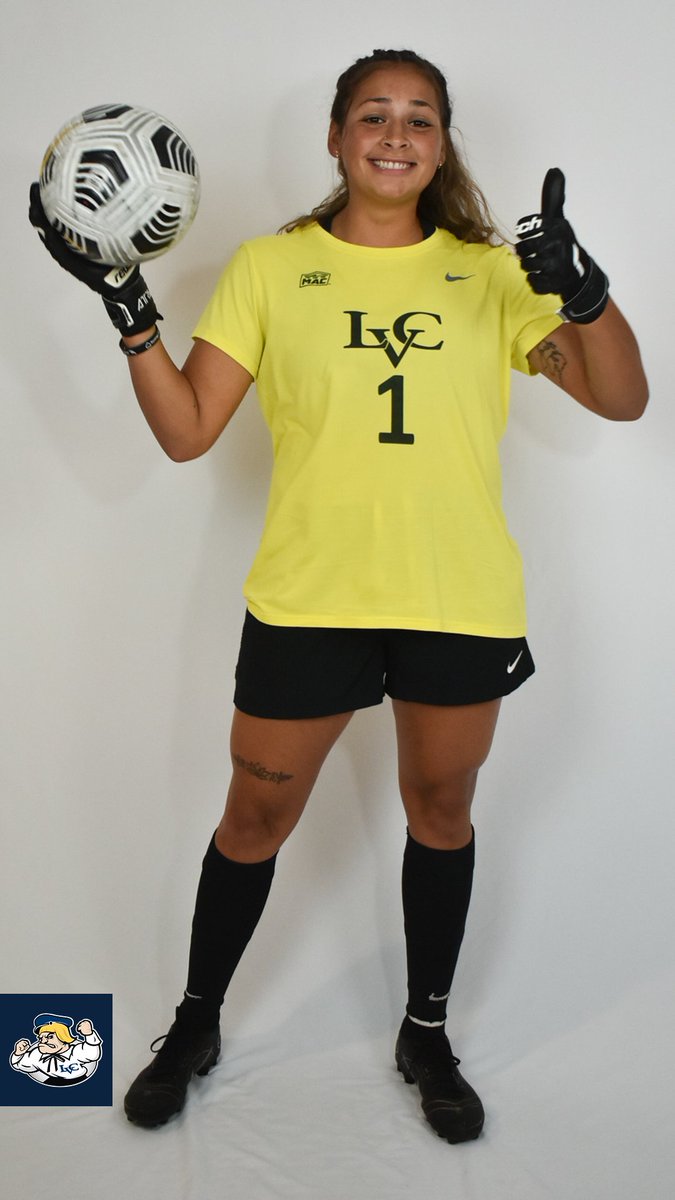 Thumbs Ups from today's Prime Time Dutchman Jocelyn Umana who had a great day in goal for <a href="/lvc_ws/">LVC Women’s Soccer</a> to earn a shutout at Muhlenberg!

#GoDutchmen