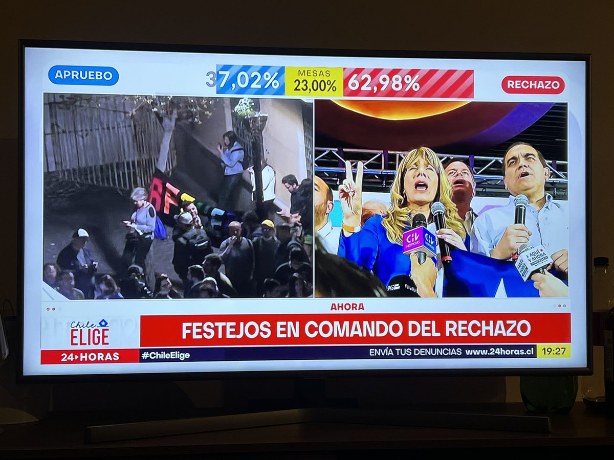 vicholopez's tweet photo. Tomando palco @ximerincon 
#Chile 
#PlebiscitoConstitucional 
#Rechazo 
#RechazoConCONFIANZA 
#RechazoEl4deSeptiembre https://t.co/IBCEjZnt5W