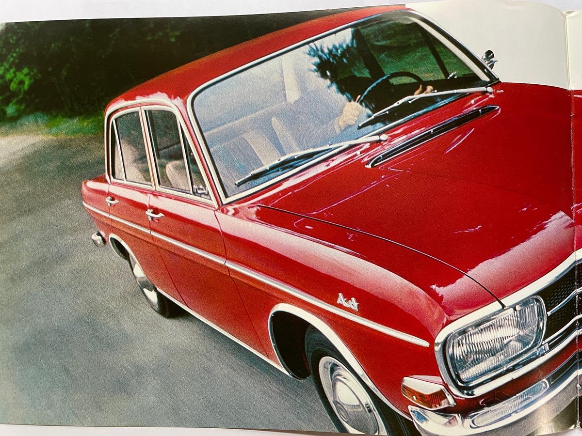 vintagegalleryF's tweet photo. One more Audi😆
#audisuper90
#dkw
#autounion
#アウトウニオン
#audi
#アウディ
#アウディスーパー90
#1969年
#昭和40年代
#audicollection
#dadscollection
#vintageadvertising
#classiccars
#automobile
#carbrochure
#旧車カタログ
#ヴィンテージカー
#レトロ広告
#昭和レトロ https://t.co/1NqGzSOdzw