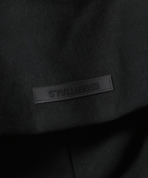 roop_tokyo's tweet photo. 【新入荷】ESSENTIALS/エッセンシャルズ 21SS-BACK LOGO SWEAT HOODIE
フード部分にはラバータグでブランドロゴ、バックにはブランドロゴプリントが施されています。
https://t.co/x7SOOSnJtd
#FOGESSENTIALS
#エッセンシャルズ https://t.co/M6X2U512k7