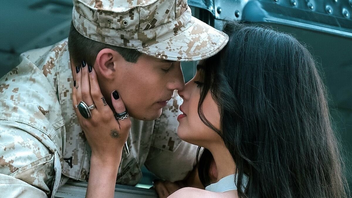 Gibboanxious's tweet photo. Purple Hearts ★½
(Recommended by @crfrmanu)
Supposedly #ElizabethAllenRosenbaum's romantic musical is Netflix's most watched movie of 2022. That does not say a lot for their customers. It is about a girl who can't afford health insurance so she marries a racist.
#RecommendedWeek https://t.co/zLL2I2KQVv