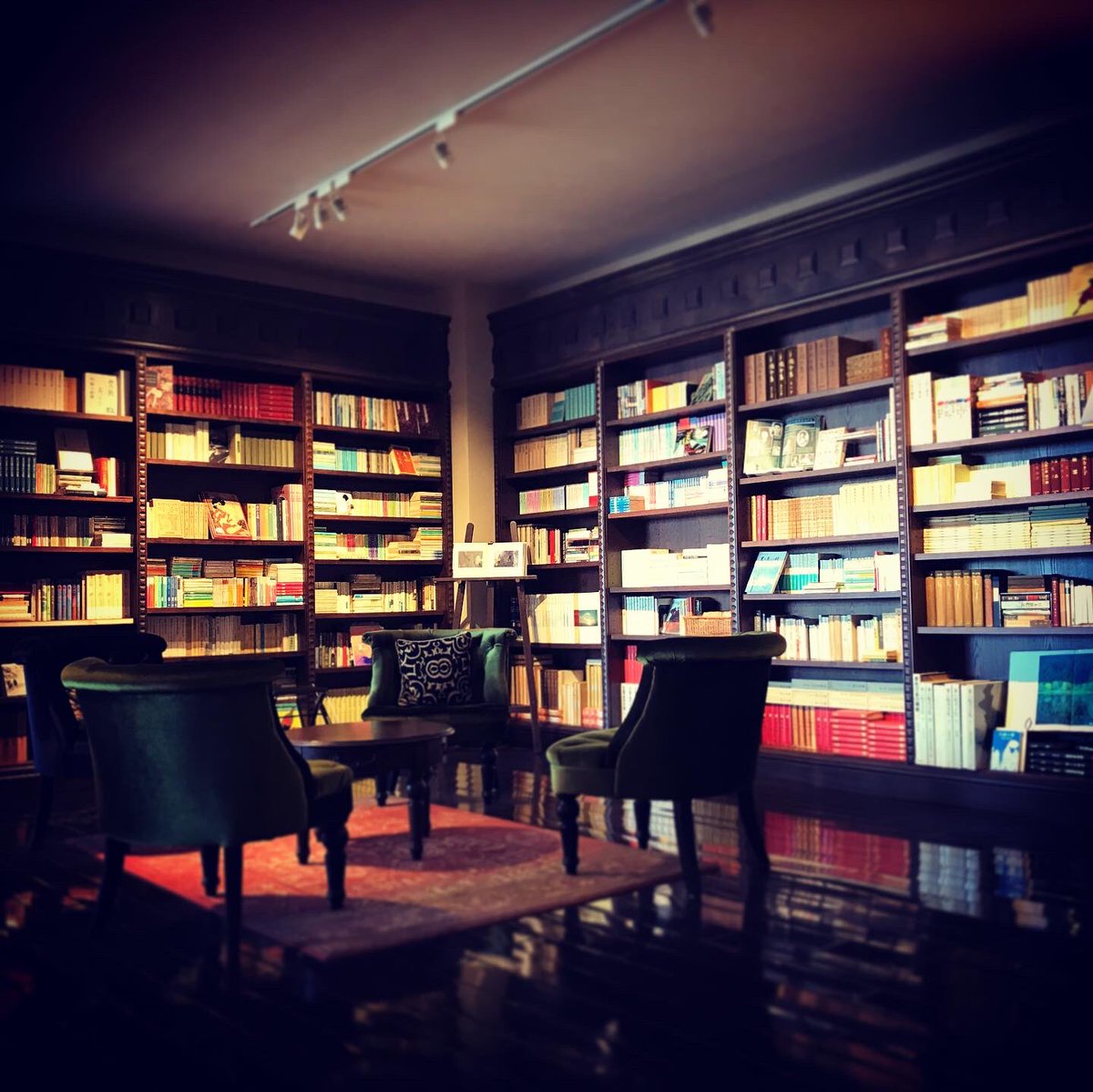 みとの tweet media