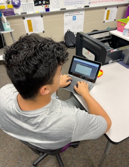 RGAPMobileLive's tweet photo. #AhaMoment: Learning Moment- 2 Seniors putting in the time/finishing their course to gain an #OffPeriod!!! #ImagineLearningBreakthrough @ImagineLearning #PantherAhas22 @RPHS_Panthers https://t.co/UCKDcSGytV