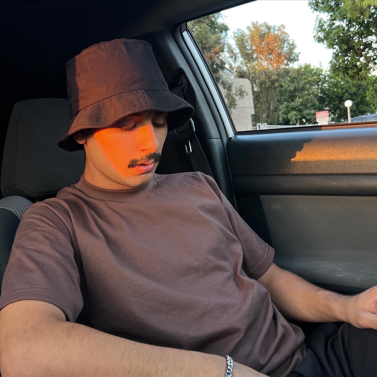 fadedmarkey tweet picture
