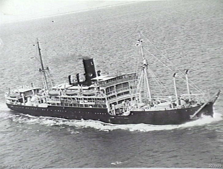 The Australian Naval History Podcast has returned for its final season!🚢 

This week's panel discusses the 1949 loss of the over-crowded 10,000 ton Chinese passenger ship #Taiping, and the rescue efforts by the Australian destroyer, #HMASWarramunga.

🎧 bit.ly/3CW6UQS