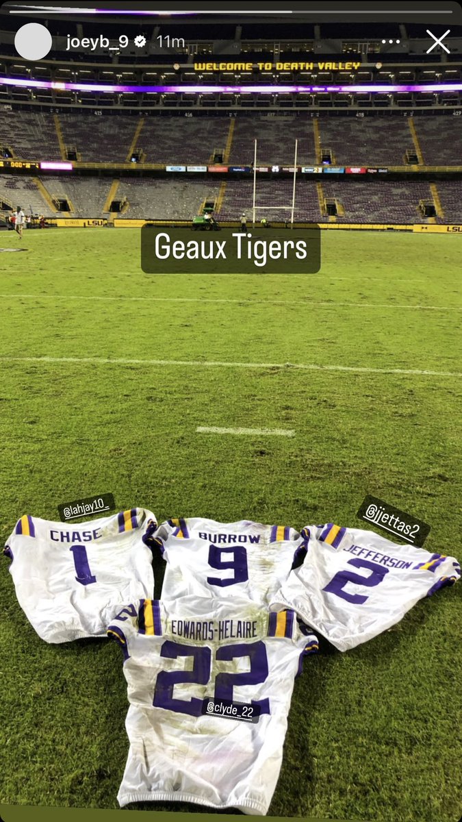 LSUfootball's tweet photo. You know @joeyb is rocking with the Tigers tonight https://t.co/ewRL1vPxI3