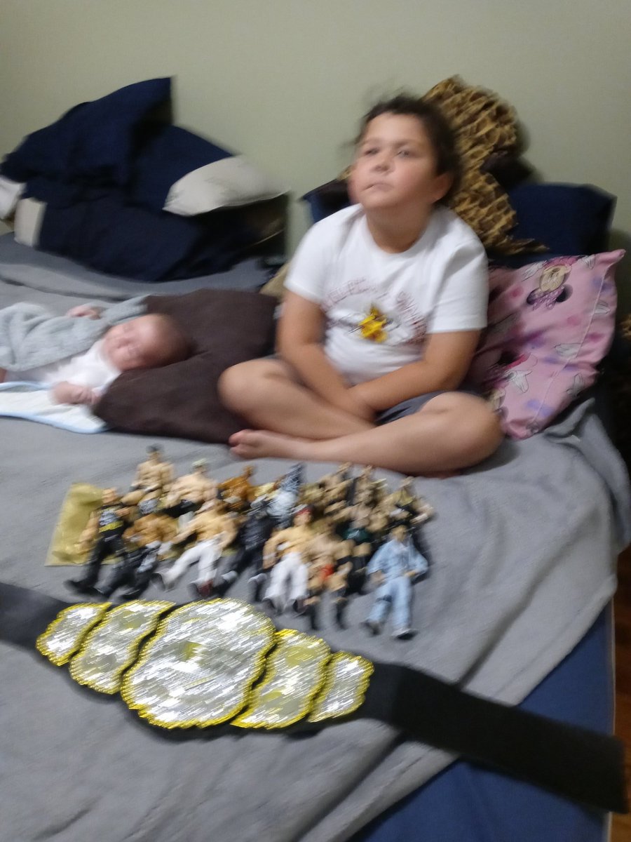 Damizenj21's tweet photo. @RingsideC @thunderrosa22 @CMPunk @AEWbyJazwares @AEWonTV @AEW @Jazwares @RingsideC #RSCALLOUT https://t.co/6Cf41POmRL