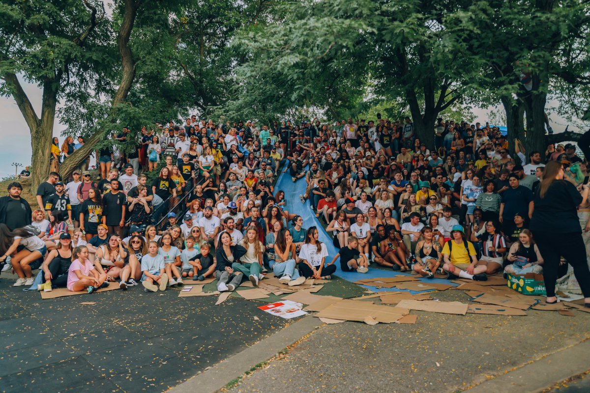 robinwinchell's tweet photo. Mac Miller Memorial Celebration. Blue Slide Park. #macmiller #blueslidepark #pittsburgh https://t.co/EnOKKwSsj8