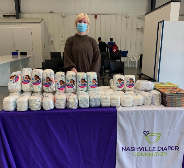 HONashville's tweet photo. Volunteers are needed to count, wrap, and package diapers at @NashDiaperBank! Once labeled and organized, these diapers will be distributed to families in Nashville. 

Sign up here: https://t.co/8lXBYDVHRN https://t.co/WeEtgHLuDy