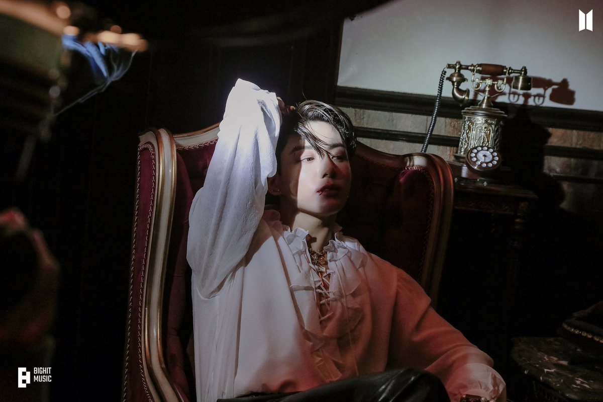 ㅤ

It felt like heaven to flirt with hell.          

ㅤㅤㅤㅤ