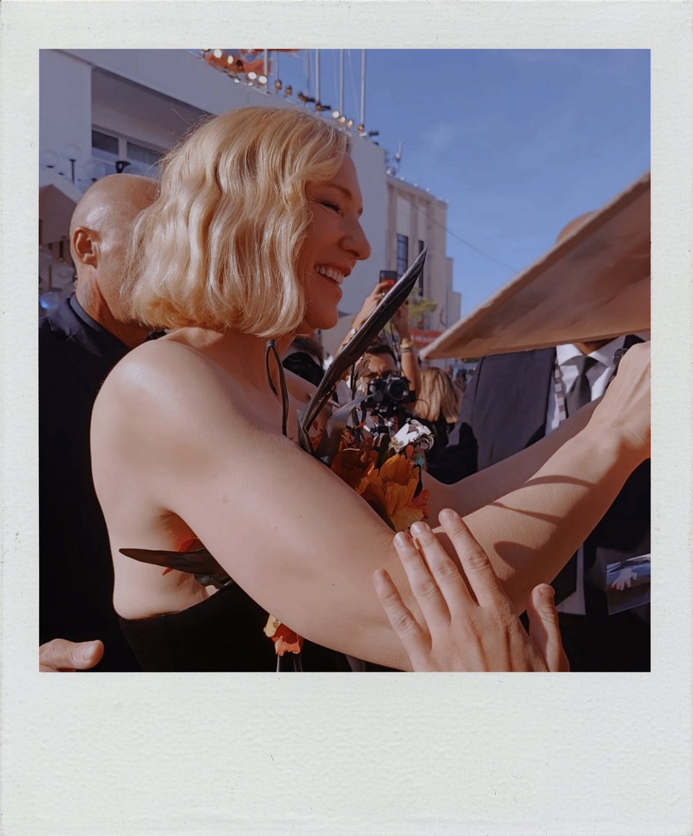 blanchettgifs's tweet photo. polaroids of cate blanchett✨ https://t.co/KN0XxOk8rr