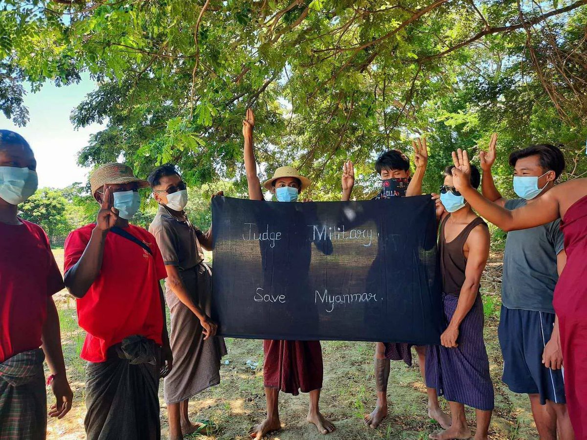 KhineSweWin2's tweet photo. Accept NUG and Our Ambassador, Reject Dictator❞ 
Only Kyaw Moe Tun should be the Permanent Representative of Myanmar to the @UN . UN must respect the democratic will of the people of #Myanmar.
#UKyawMoeTunIsOurAmbassador 
#AcceptNUG_RejectMilitary    
#WhatsHappeningInMyanmar https://t.co/gbRuUMfaTM