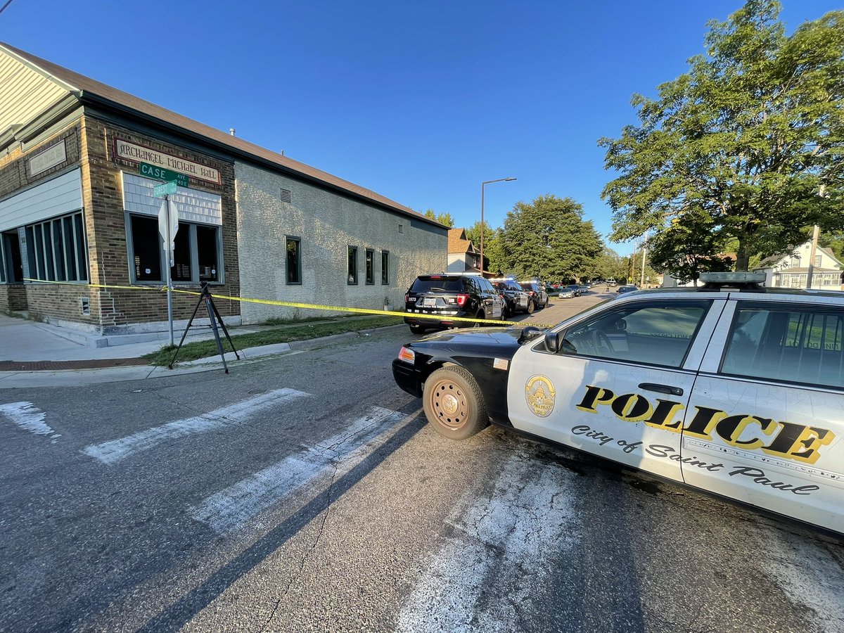 HOMICIDE INVESTIGATION: Our officers are on the scene of a shooting on the 900 block of Case Avenue East where three people are deceased. Time and location of media availability will be posted here when determined.