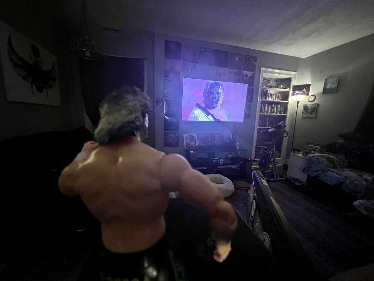 imwithaew's tweet photo. #AEW #RSCALLOUT Kenny and the bucks checking out the ladder match https://t.co/qw21HMgkhs