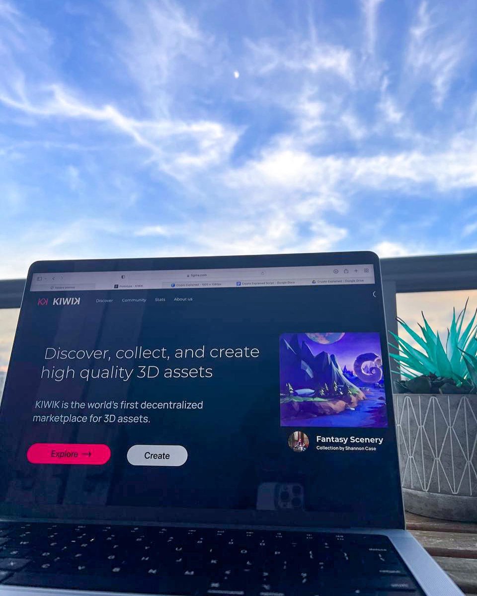 kiwiklabs's tweet photo. Sharing our workspaces today 💐☕️🌞 https://t.co/XiI5QkMnHS