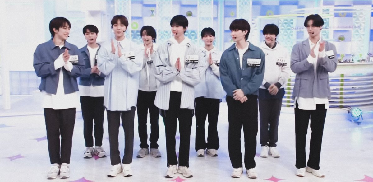 andTEAMgallery's tweet photo. #andTEAM at NTV Sukkiri's P-BUZZ https://t.co/jDtlg8hHjV