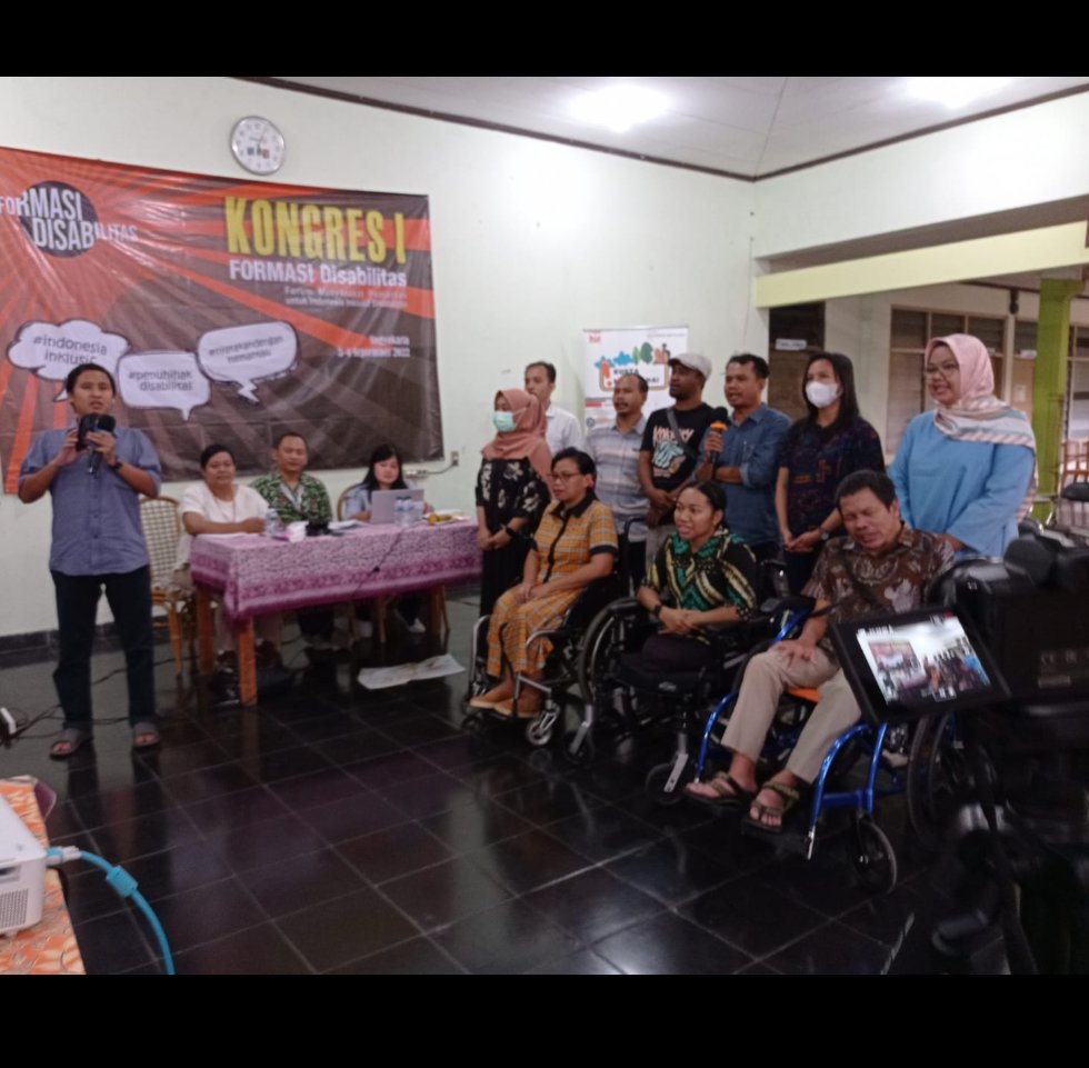 FormasiD tweet picture