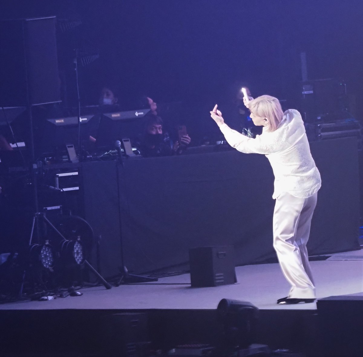 soixante78's tweet photo. 撮ってるよー👈
かわいい☺
#FANKSintelligenceDays9
#TMNETWORK
（ぼけてしまったけど💦） https://t.co/a23CN11WQZ