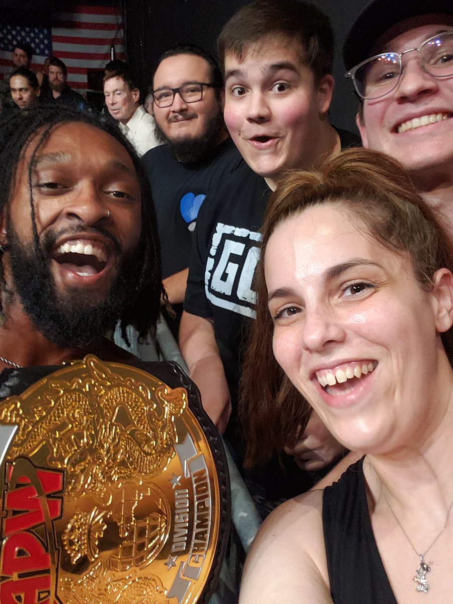 turtlestp's tweet photo. @DashingChrisBey is a really nice guy!!! You are going to get that blue belt soon #FSWHighOctane https://t.co/rUpdzLrNSM