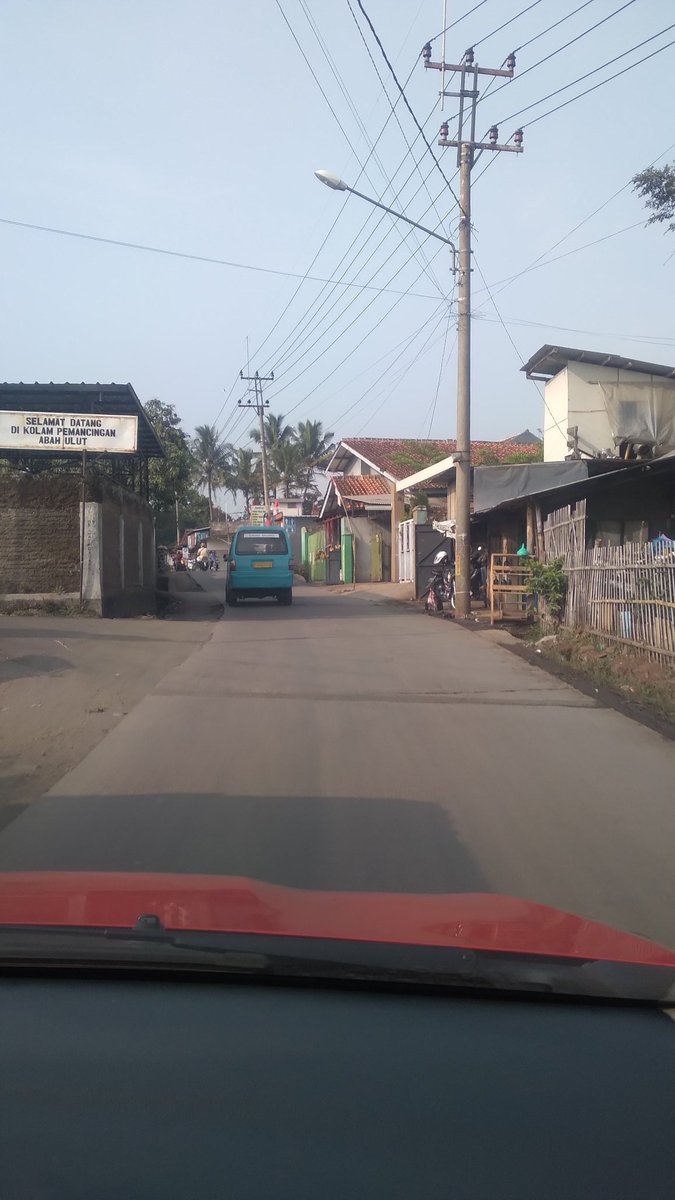 riescooteris's tweet photo. Banjaran - Soreang alternatif via Kiangroke Kp. Dangdeur lancar dari kedua arah @PRFMnews @Area_JawaBarat @infokab_bandung @dishub_bdgkab @RadioElshinta https://t.co/UtthHEidKd