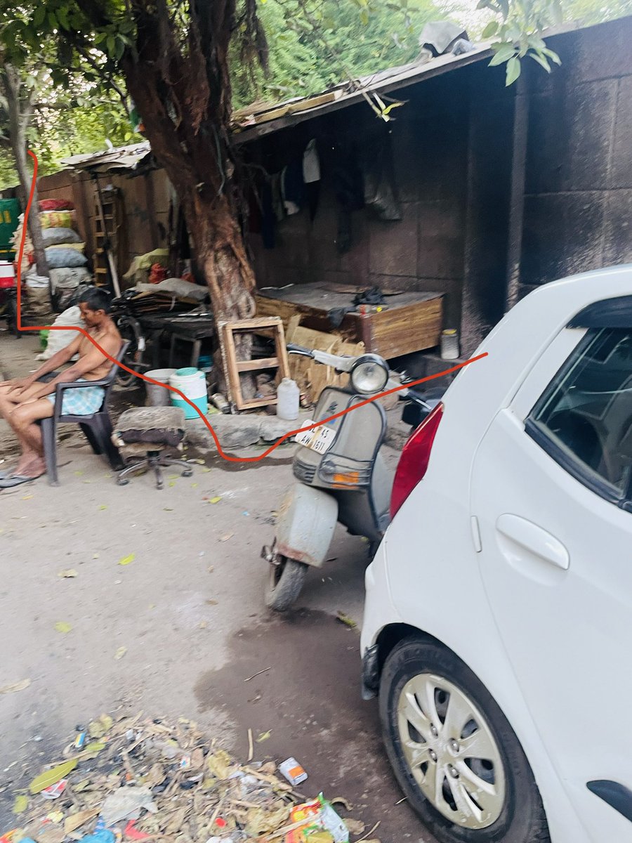 aryansofficial_'s tweet photo. @MCD_Delhi @PMOIndia @LtGovDelhi @dtptraffic @DCPWestDelhi @DelhiPolice @ArvindKejriwal @bjpkpzila
Location:- Rampura Chander Quarter Gali no.7 ke bahar, Tri Nagar, Delhi-110035
A Garbage shop owner is using Govt. road as his private property.I request you to take strict actions. https://t.co/nDW4M5oHUP
