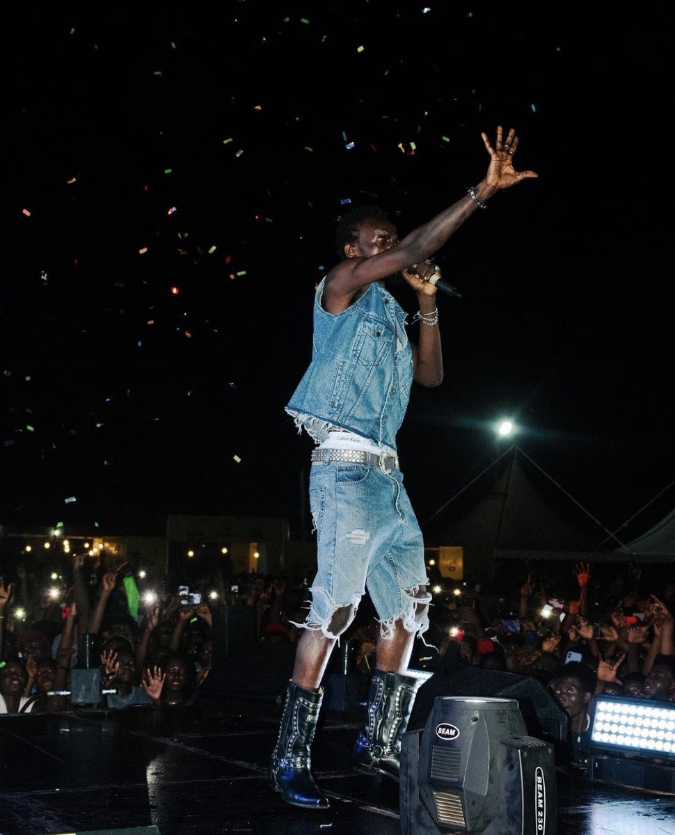 richbwoyfred's tweet photo. Big thanks to the people of sunyani and lovely people of accra #blacko #tRBA https://t.co/An42w7dMVk