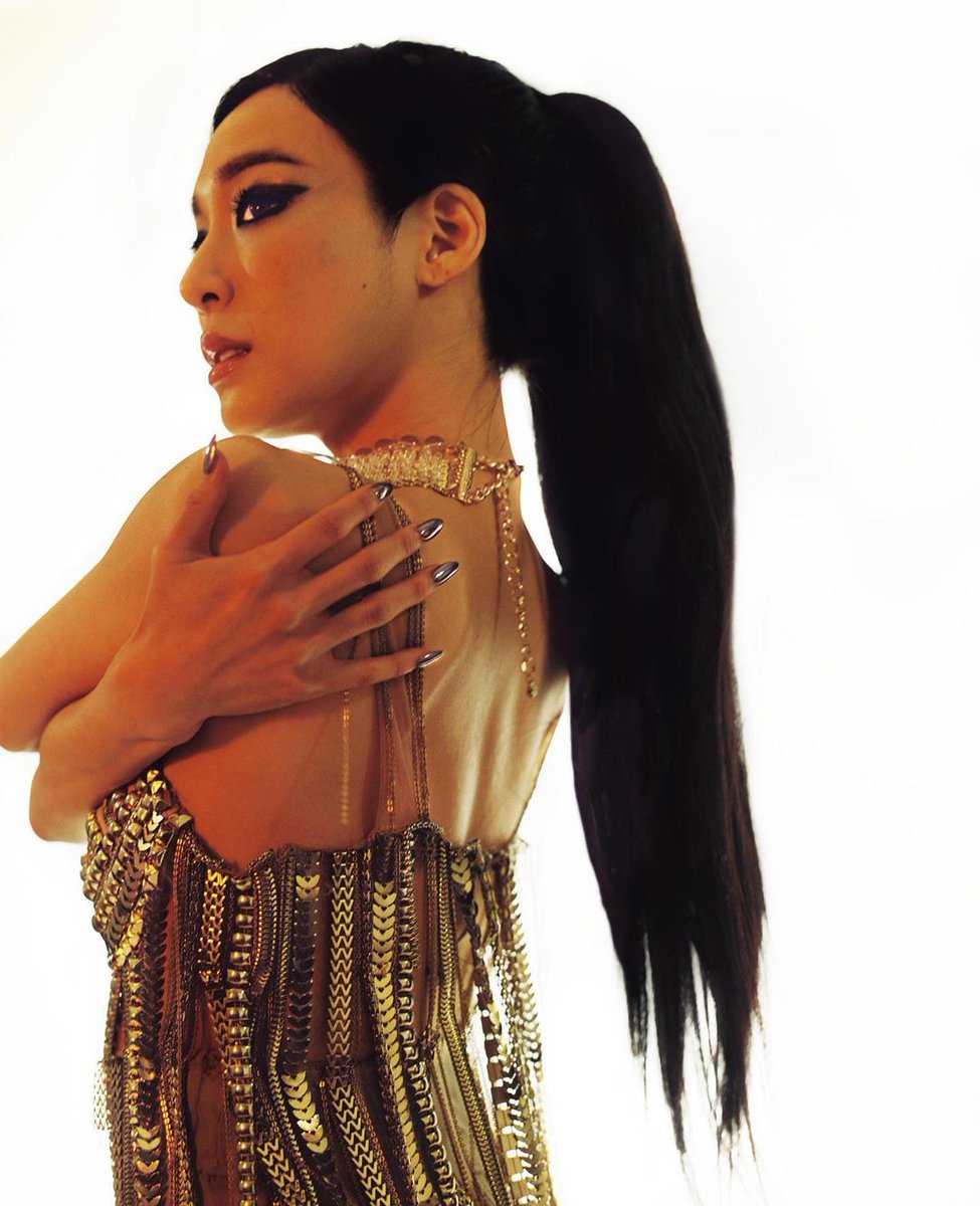 hourly tiffany (@hourlytiffanys) on Twitter photo 