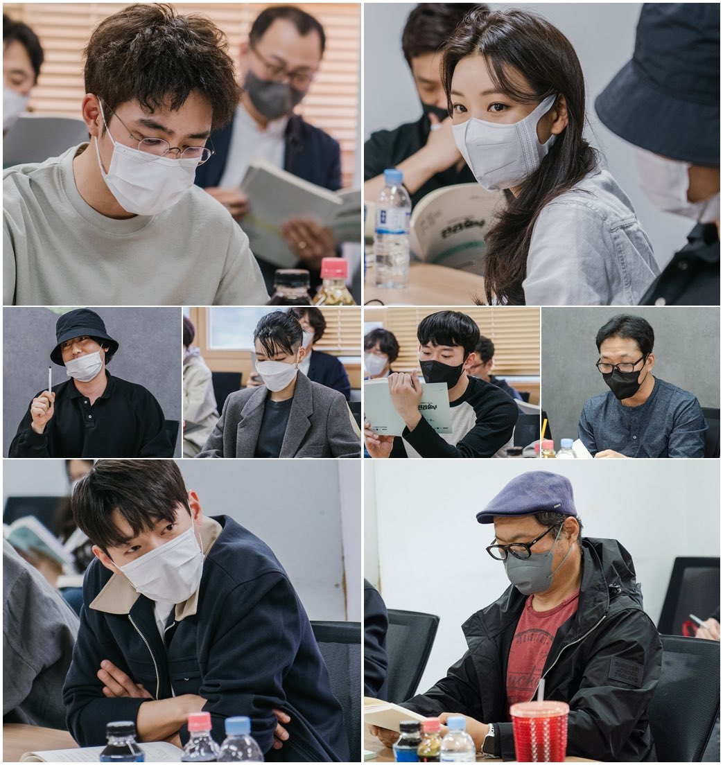 cinemind's tweet photo. 2022.04.21 진검승부 대본리딩 https://t.co/ocSiEUnwwm