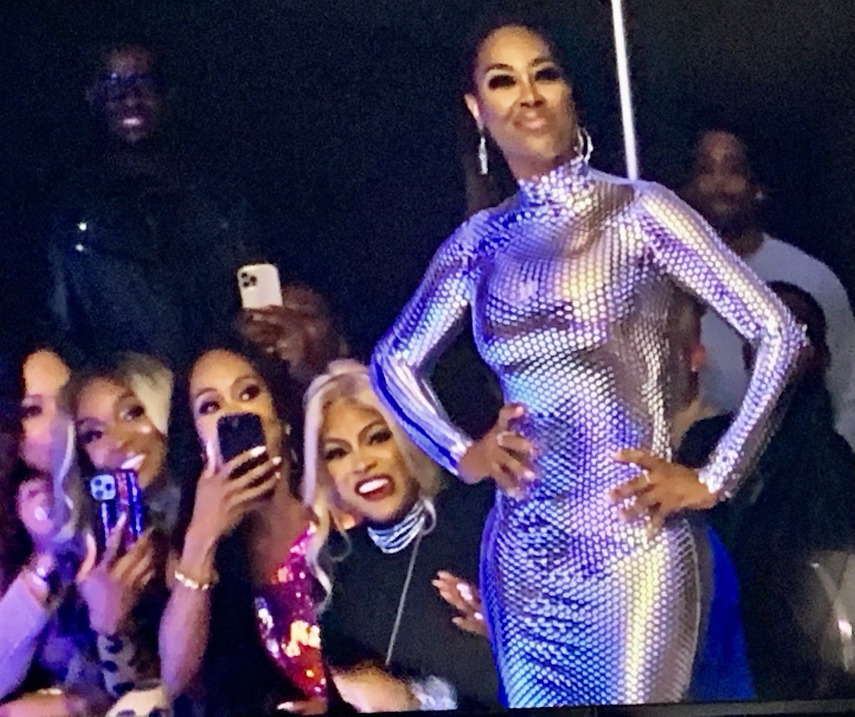 Shan_In_Van's tweet photo. #teamtwirl #rhoa https://t.co/sBDq0GcUfm