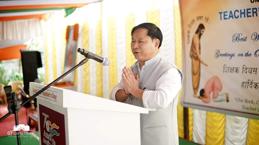 Karikho Kri tweet media