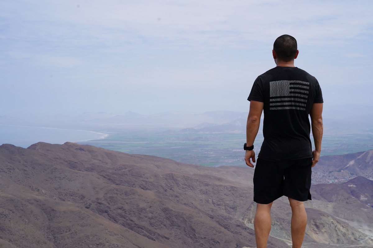 The mountains are calling you… 🇵🇪 

BECOME A ROOFDOG HERMANOS

#chimbotemissiontrip2023