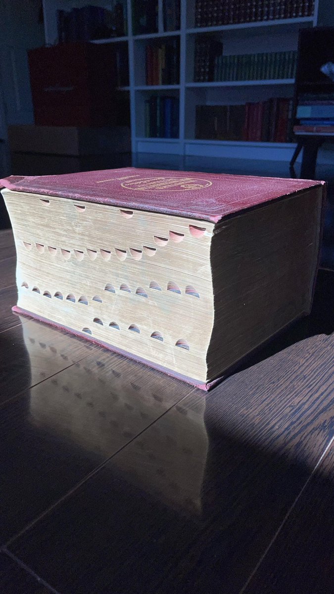 jbogard's tweet photo. Oh wow the new Kubernetes In A Nutshell book arrived https://t.co/1BuIrqOOJG