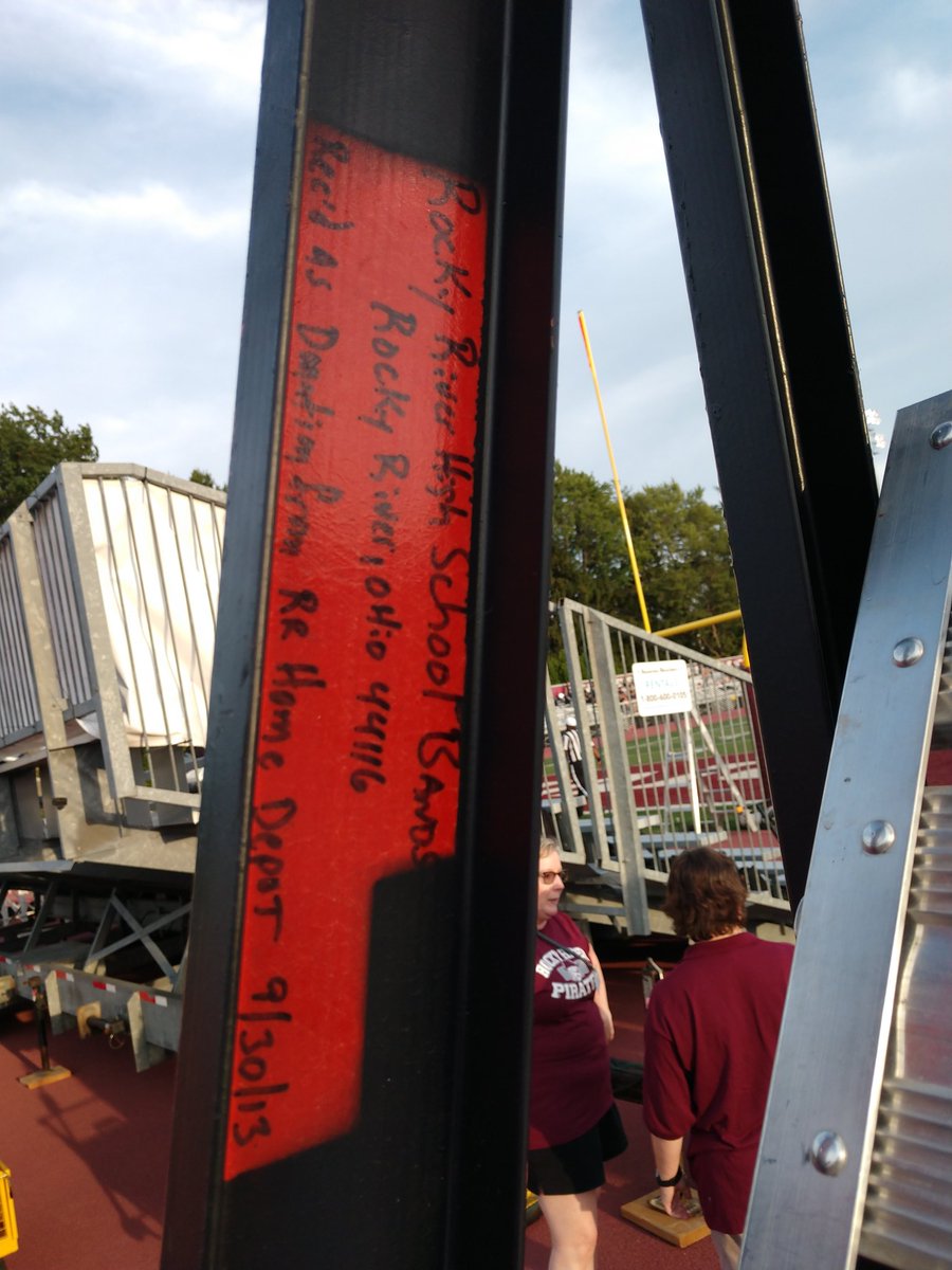 BandHam1's tweet photo. Our #RrBandHam #LadderDad tweets would not be possible without the kind support of our @RRHSBand from our local Rocky River, OH @HomeDepot 
It's a great ladder and we continue to be grateful for the donation https://t.co/L1ytWItNJh