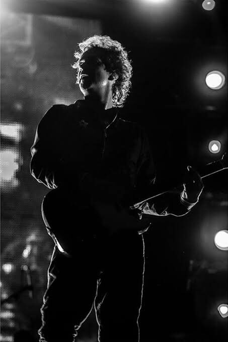 "Hay algo en el aire, un detalle infinito y quiero que dure para siempre" #CeratiEterno