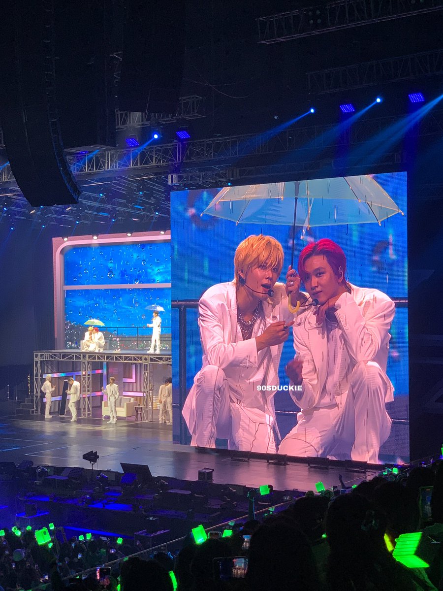 90SDUCKIE's tweet photo. i cant believe i saw them with my own eyes…. #NCT127inManila #NCT127TheLinkinManila #NCT127 https://t.co/Y0SE5UFJYp