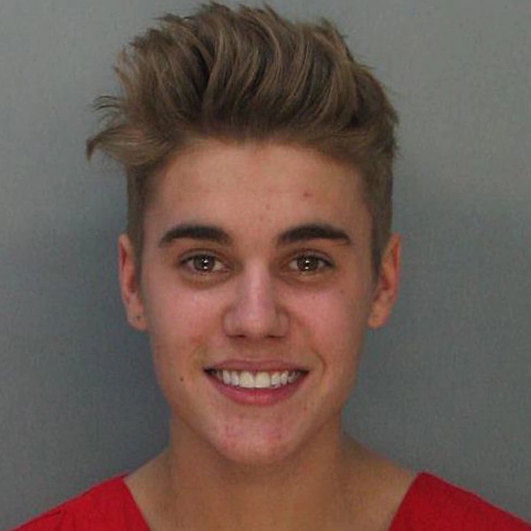 mariaglacerda's tweet image. na cadeia x no brasil