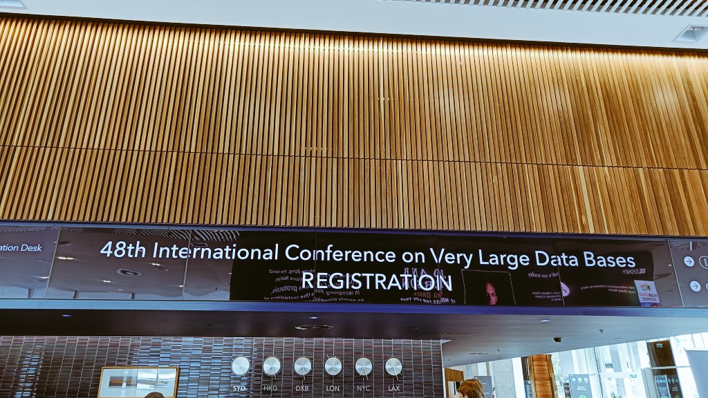 Kuzeko's tweet photo. Hello #Sydney & @VLDBconf , happy to be here!
Ready to catch up with conference and colleagues and discuss anything #knowledgeGraphs #GraphDBMS #DataScience #DataExploration
If you read this and are around come say hello! https://t.co/NaY7CMfdBI