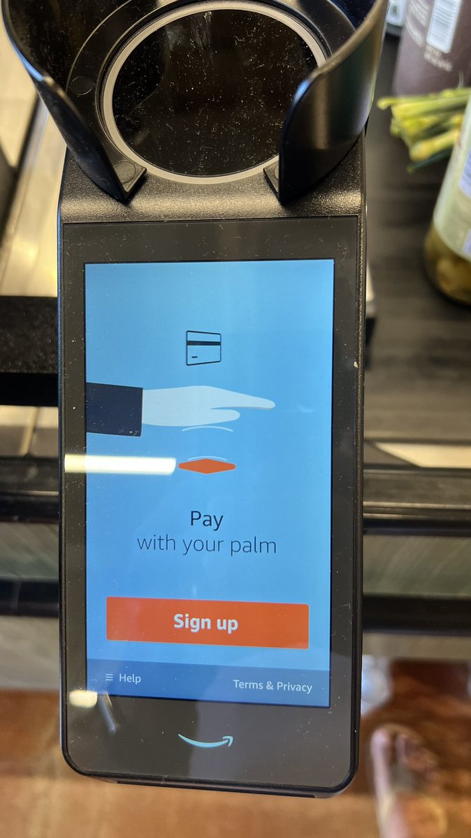 AtifNoori's tweet photo. Yes please. So convenient and frictionless to pay with your palm. Other benefit is that it inputs your Amazon prime account automatically. https://t.co/9C1MuyeSXS