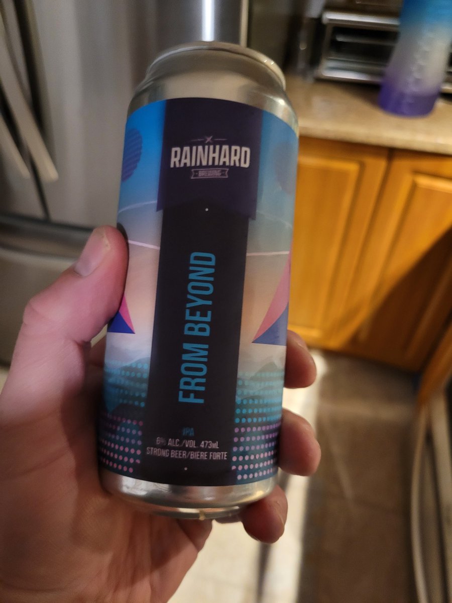 BornInOttawa's tweet photo. @ottawahockey @Beer_Gurouche @Brasseries_DDC @DenisDrolet @SmittyMMA @BeerStoreDude @SudburyHomebrew @david_buist @Stef_Pellerin @__Paul__G__ @Matt_Pronovost @thebigpeezy @lindabeer24 @BlackAcesOtt Round 2 .... smooth hoppy citrussy vibe.
#Rainhard #FromBeyond https://t.co/NHIV3cdW4l