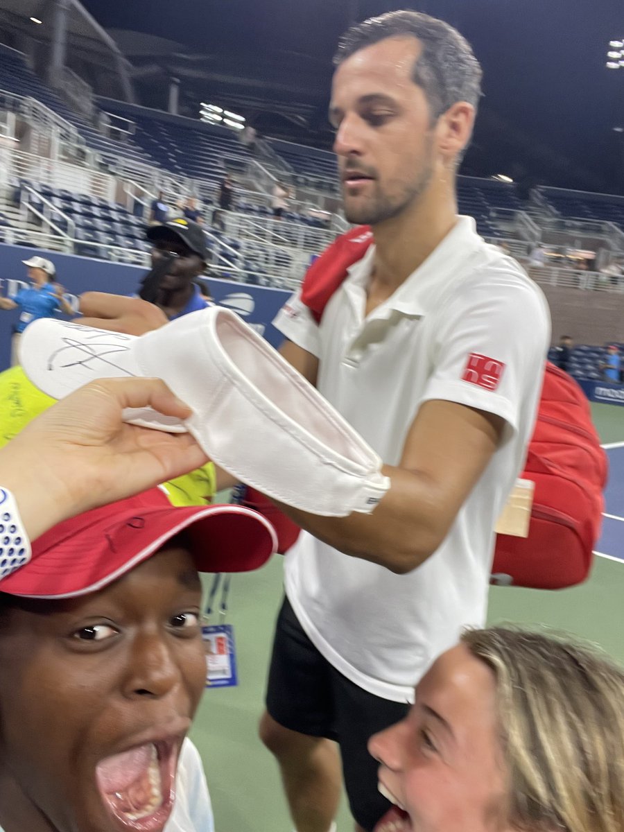 armickle216's tweet photo. Some US Open fun #USOpen https://t.co/5n9OCSk4aK