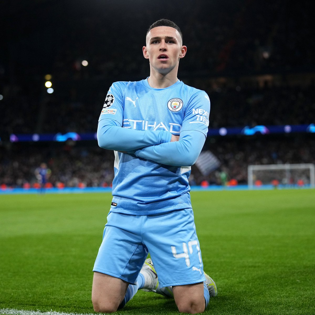 _Modric10_great's tweet image. 🏴󠁧󠁢󠁥󠁮󠁧󠁿フォーデン、新たなる挑戦🏴󠁧󠁢󠁥󠁮󠁧󠁿

朝ご飯にコーンフレークを食べているフォーデン。

コーンフレークにかける牛乳がなかったため、コーラを入れてみたそうです。